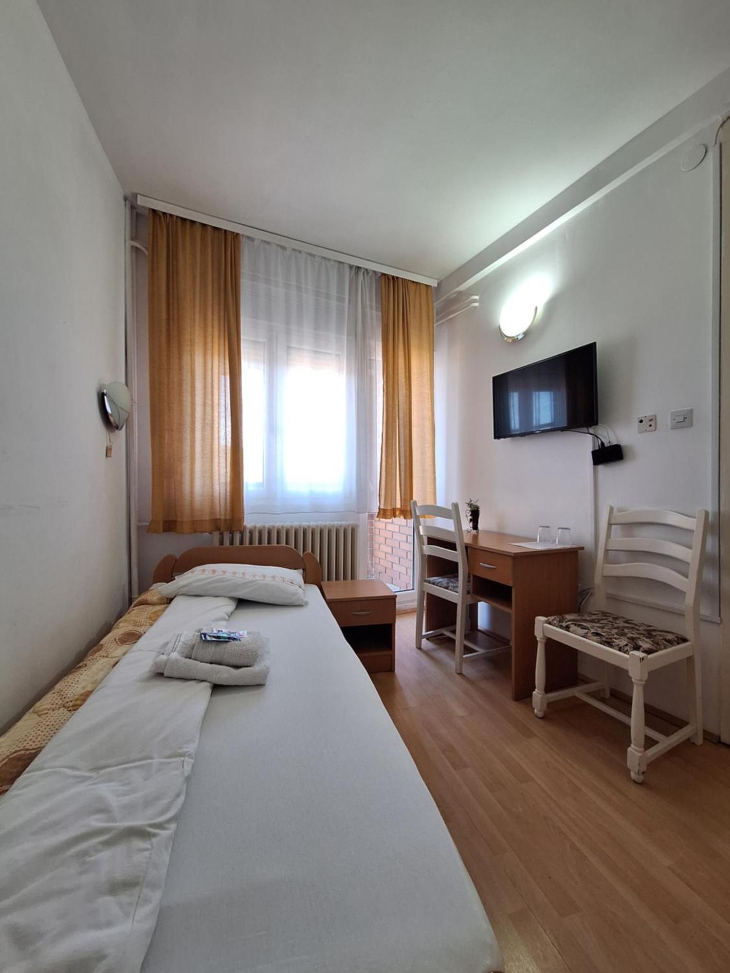 Hotel Konaciste Trstenik Eksteriør bilde
